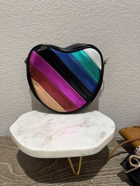 Multi-Stripe Heart Crossbody Bag - Black Trim